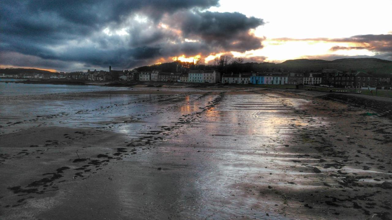 Beside The Bay Lejlighed Millport Eksteriør billede